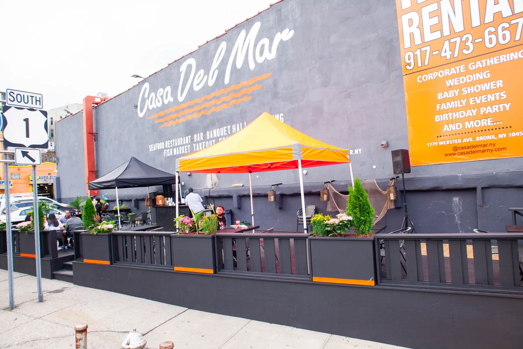 Original Casa Del Mar outdoor patio
